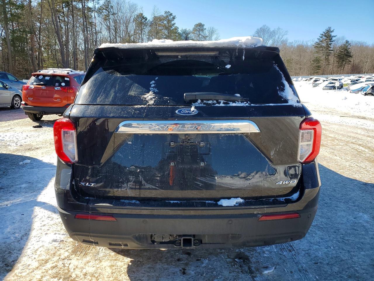 2023 FORD EXPLORER XLT photo 11