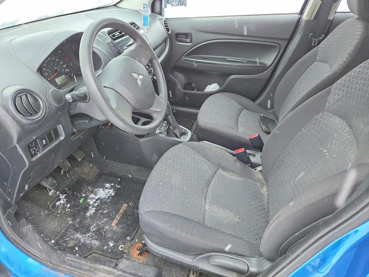 2015 MITSUBISHI MIRAGE photo 13