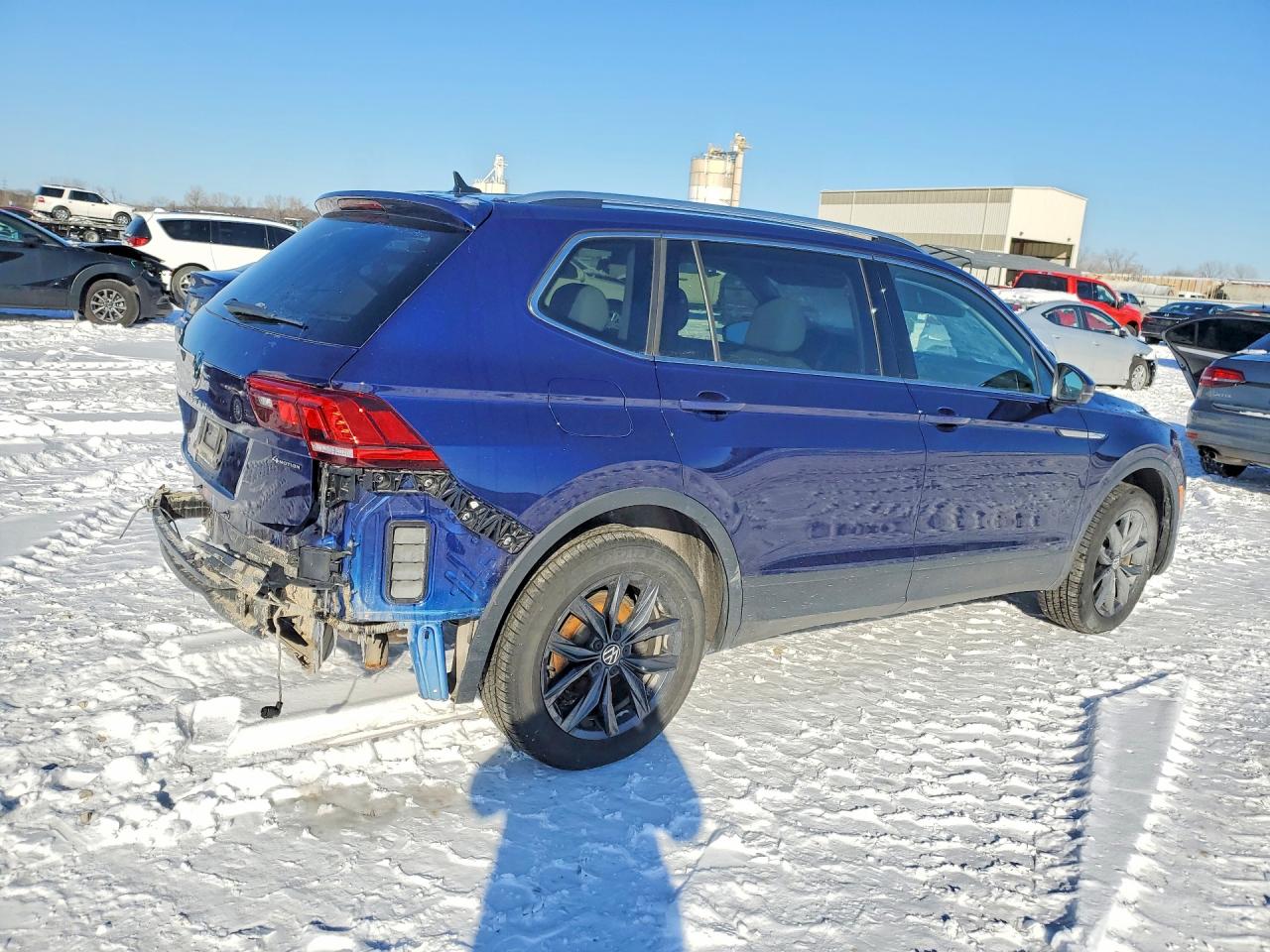 2024 VOLKSWAGEN TIGUAN SE photo 5