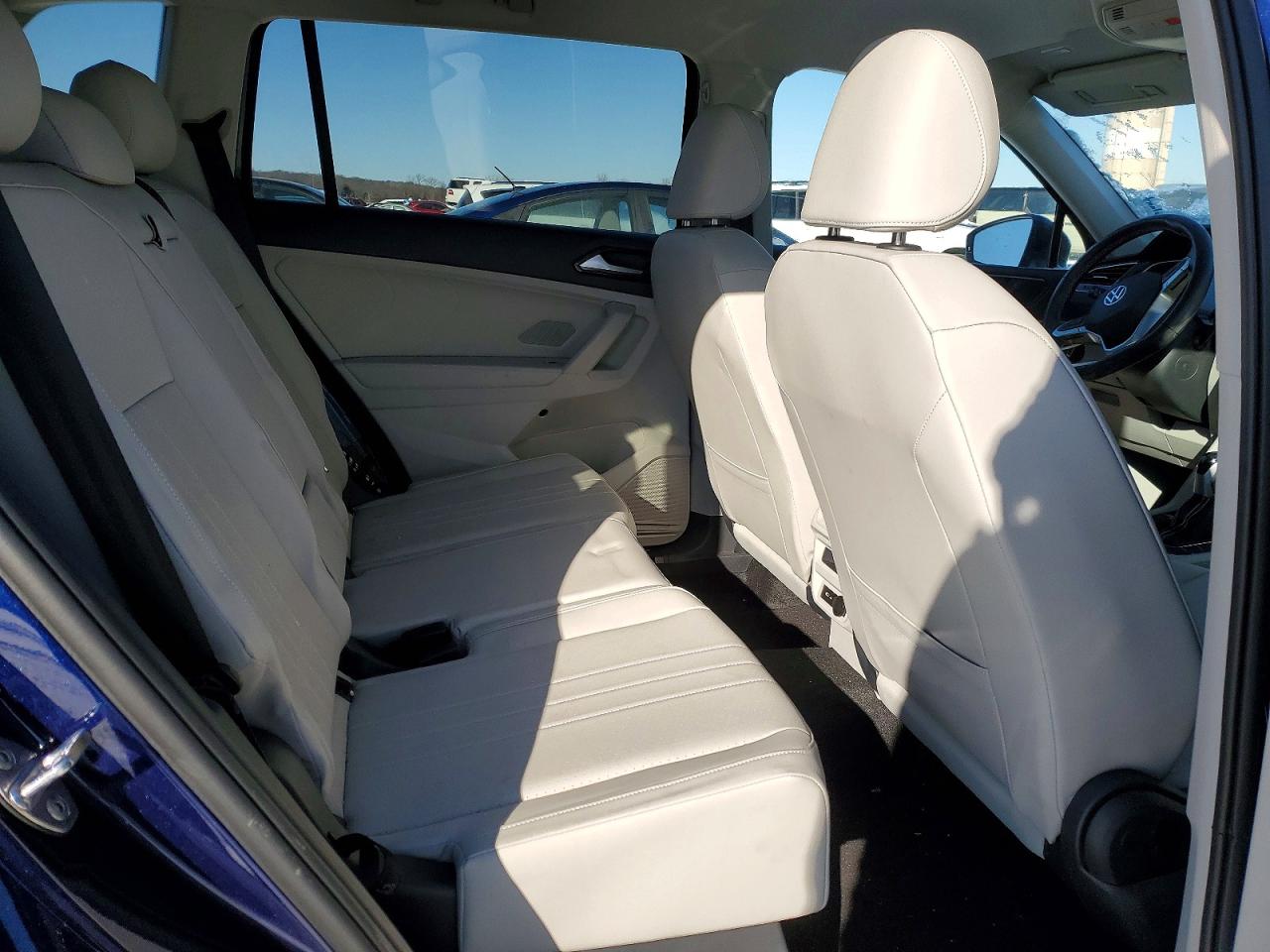 2024 VOLKSWAGEN TIGUAN SE photo 21