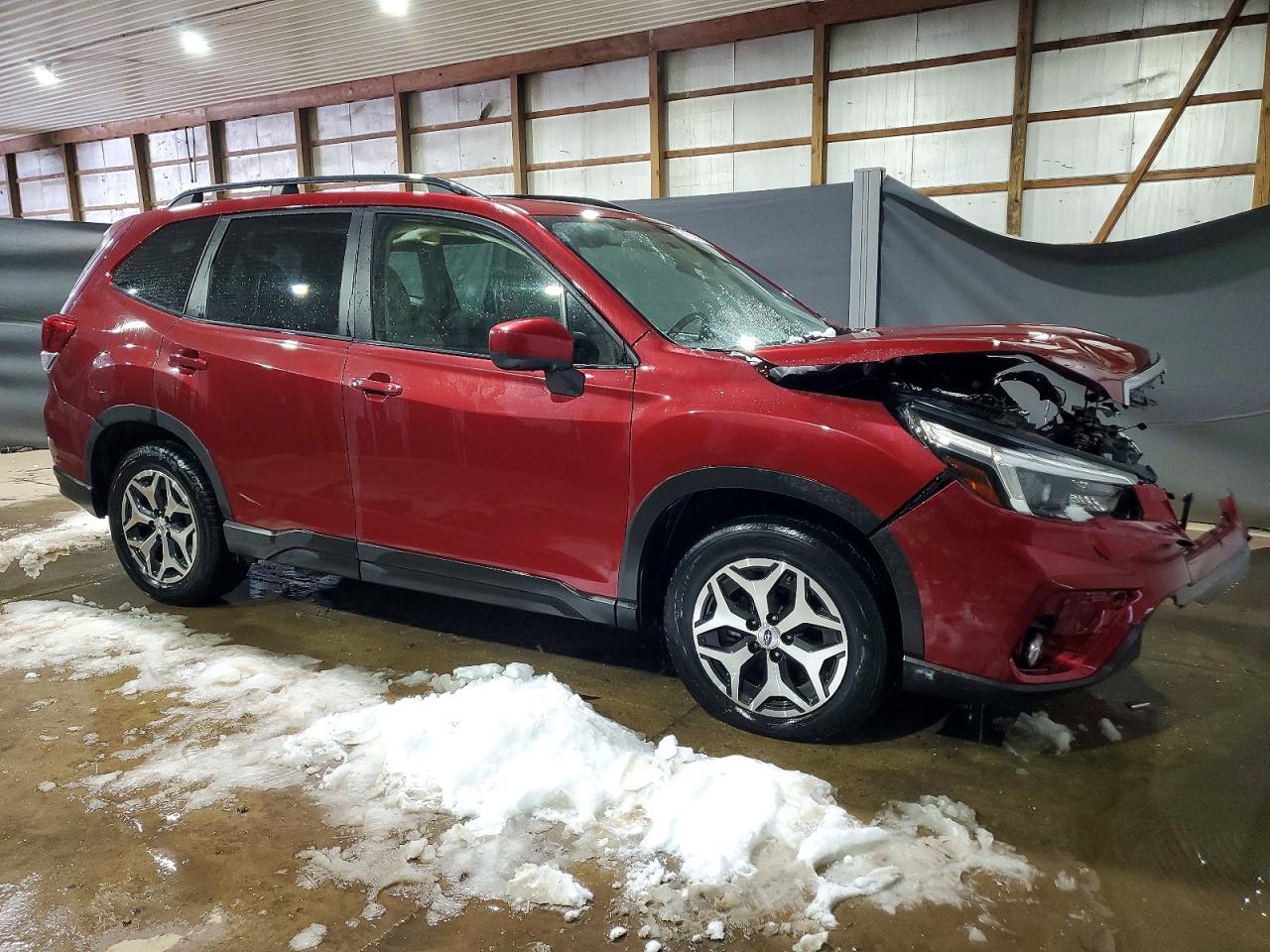 2021 SUBARU FORESTER PREMIUM photo 4