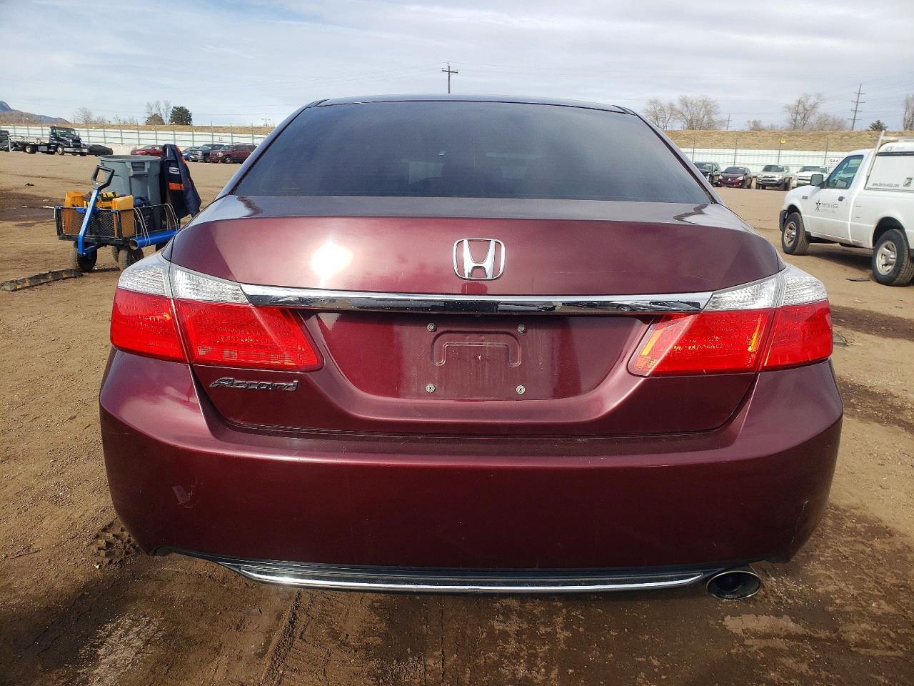 2013 HONDA ACCORD LX photo 6