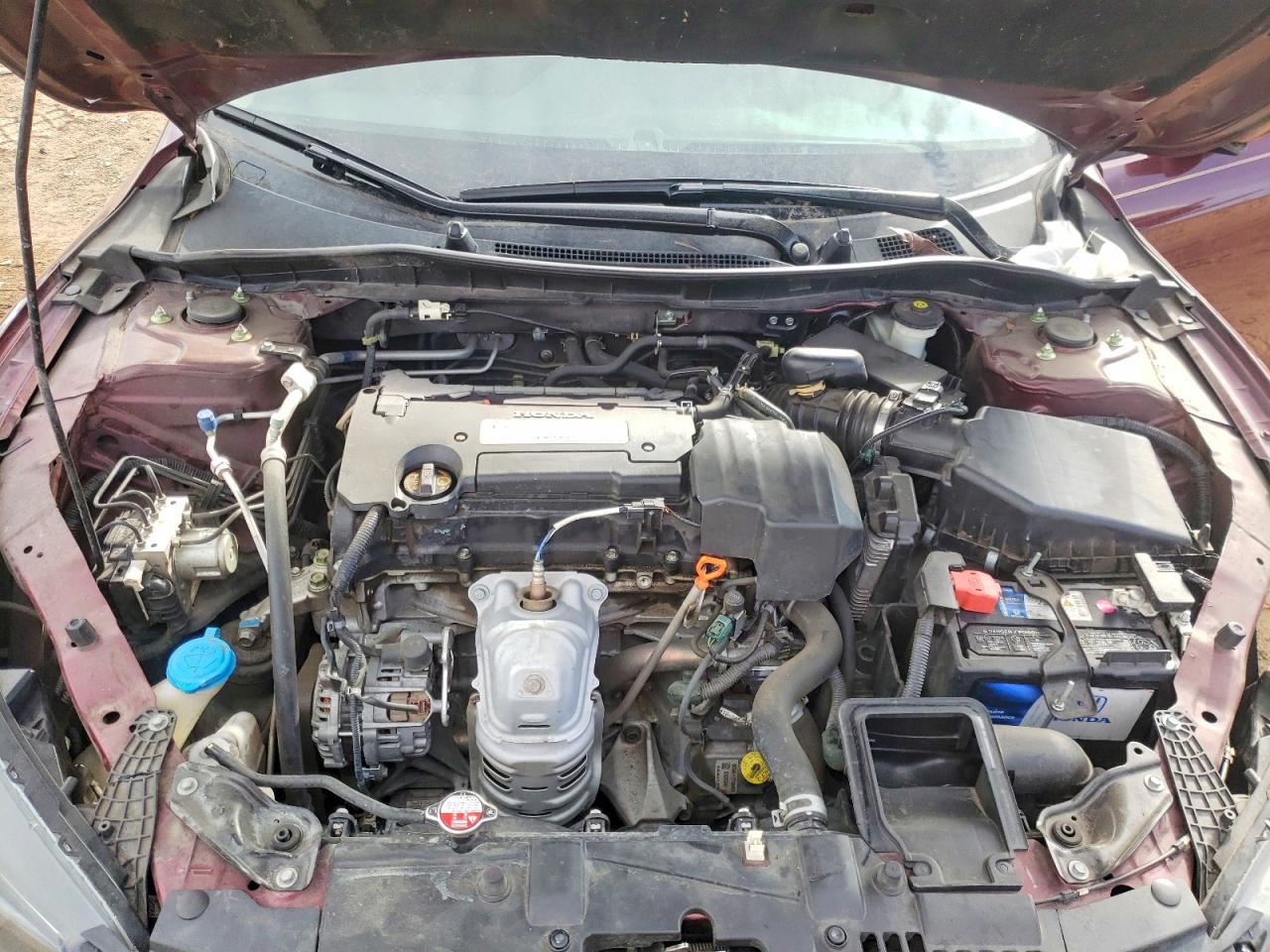 2013 HONDA ACCORD LX photo 11