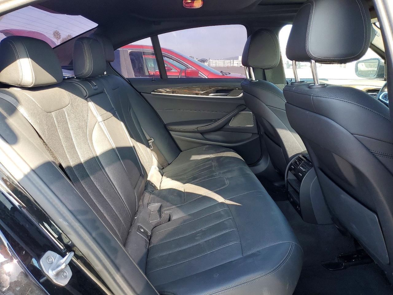 2023 BMW 530E photo 19