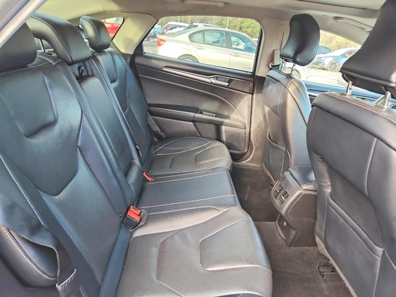 2019 FORD FUSION TITANIUM photo 10