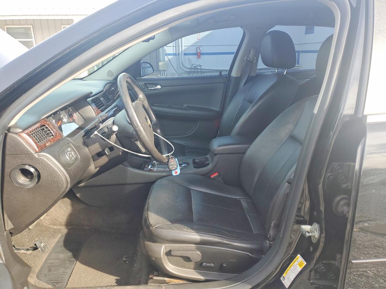 2012 CHEVROLET IMPALA LTZ photo 13