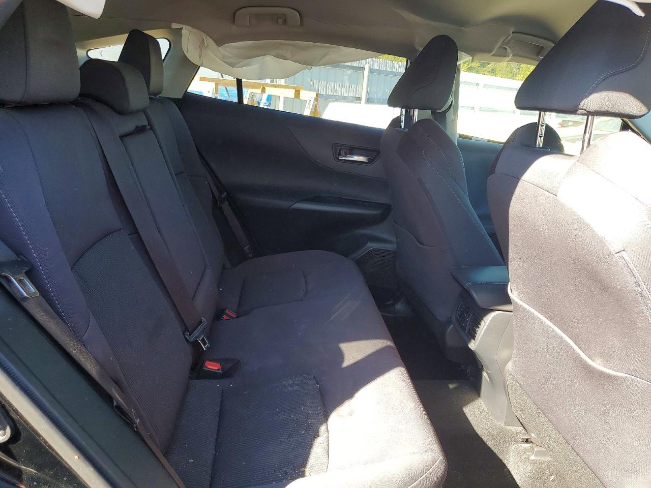 2021 TOYOTA VENZA LE photo 11