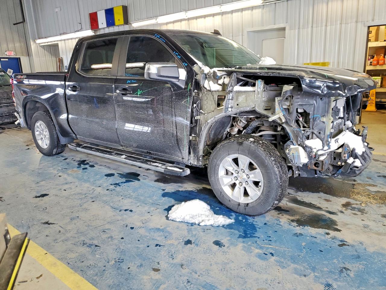 2021 CHEVROLET SILVERADO K1500 LT photo 4