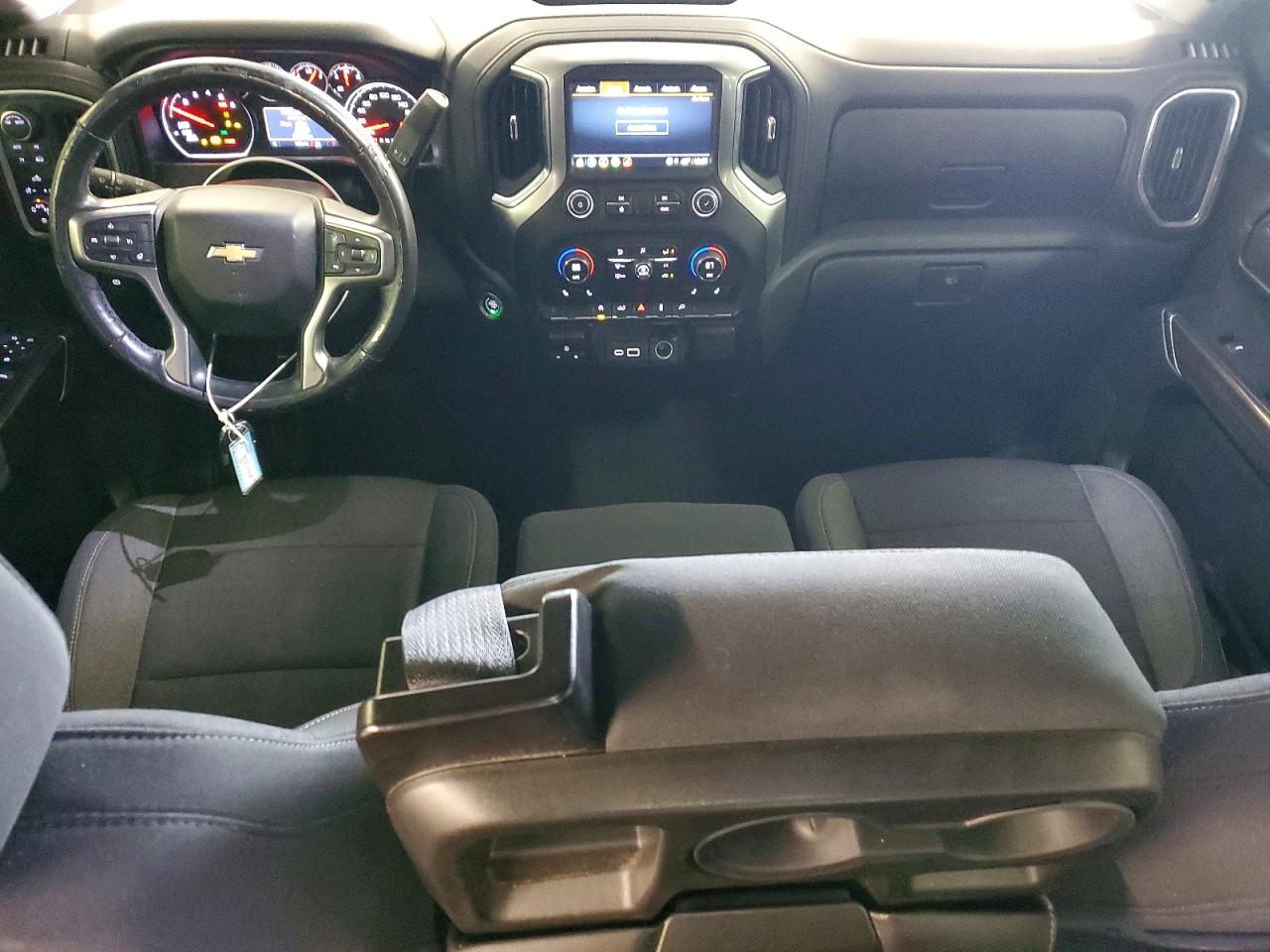 2021 CHEVROLET SILVERADO K1500 LT photo 8