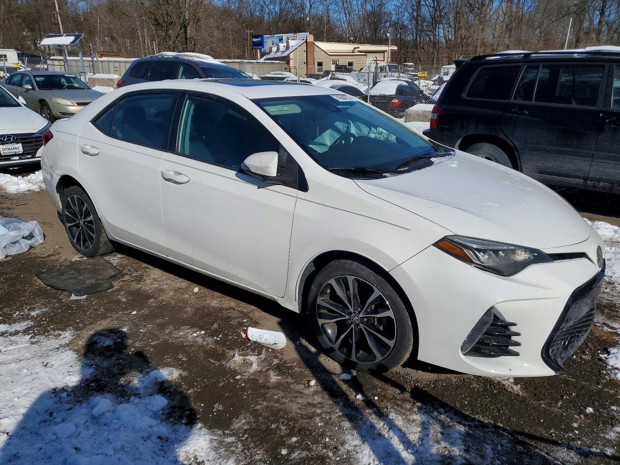 2017 TOYOTA COROLLA L photo 7