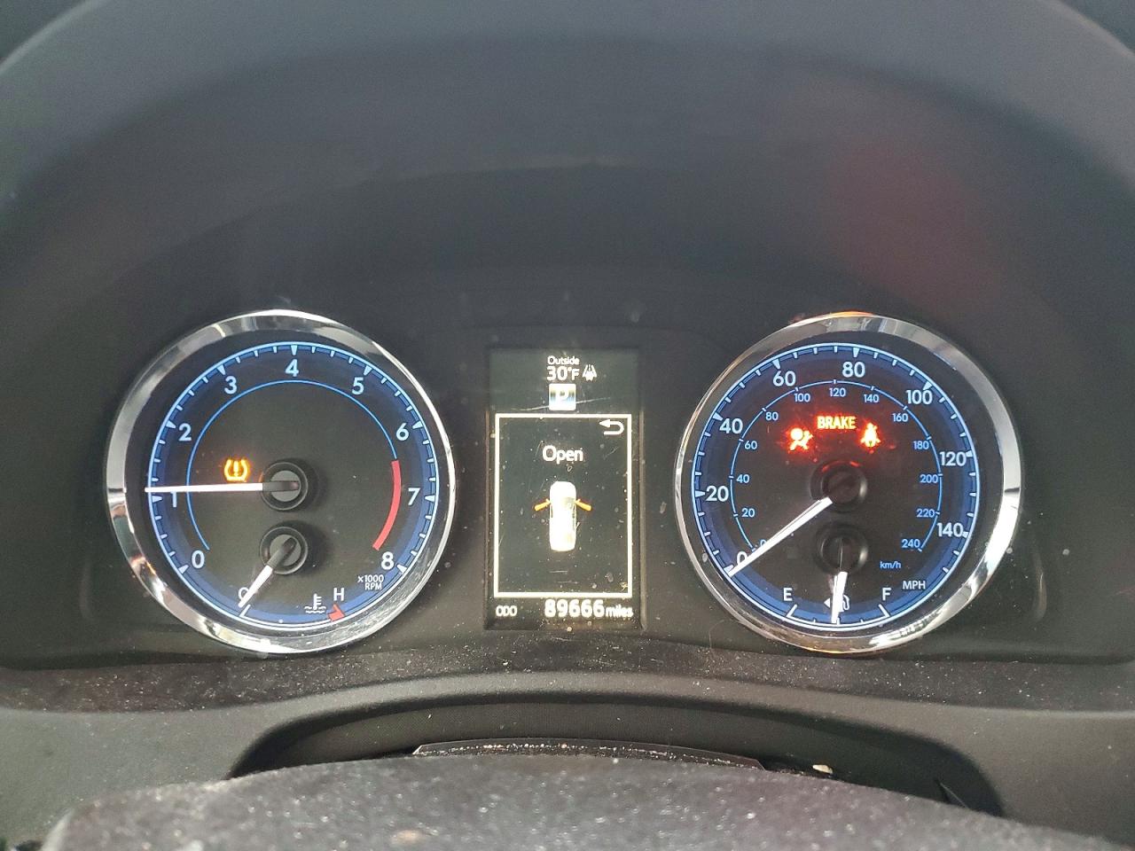 2017 TOYOTA COROLLA L photo 17