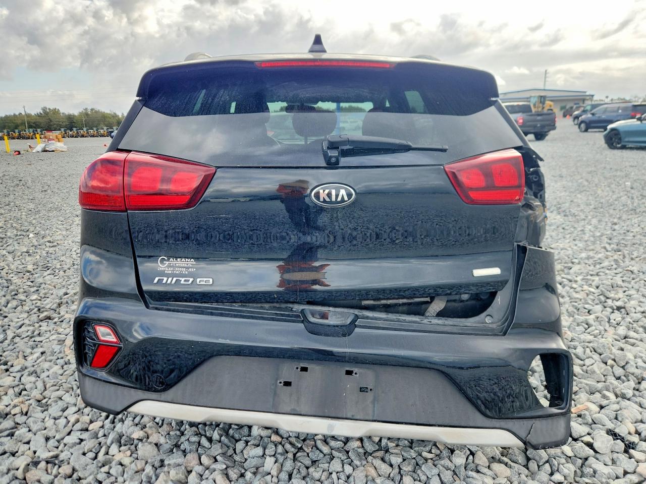 2020 KIA NIRO LX photo 6