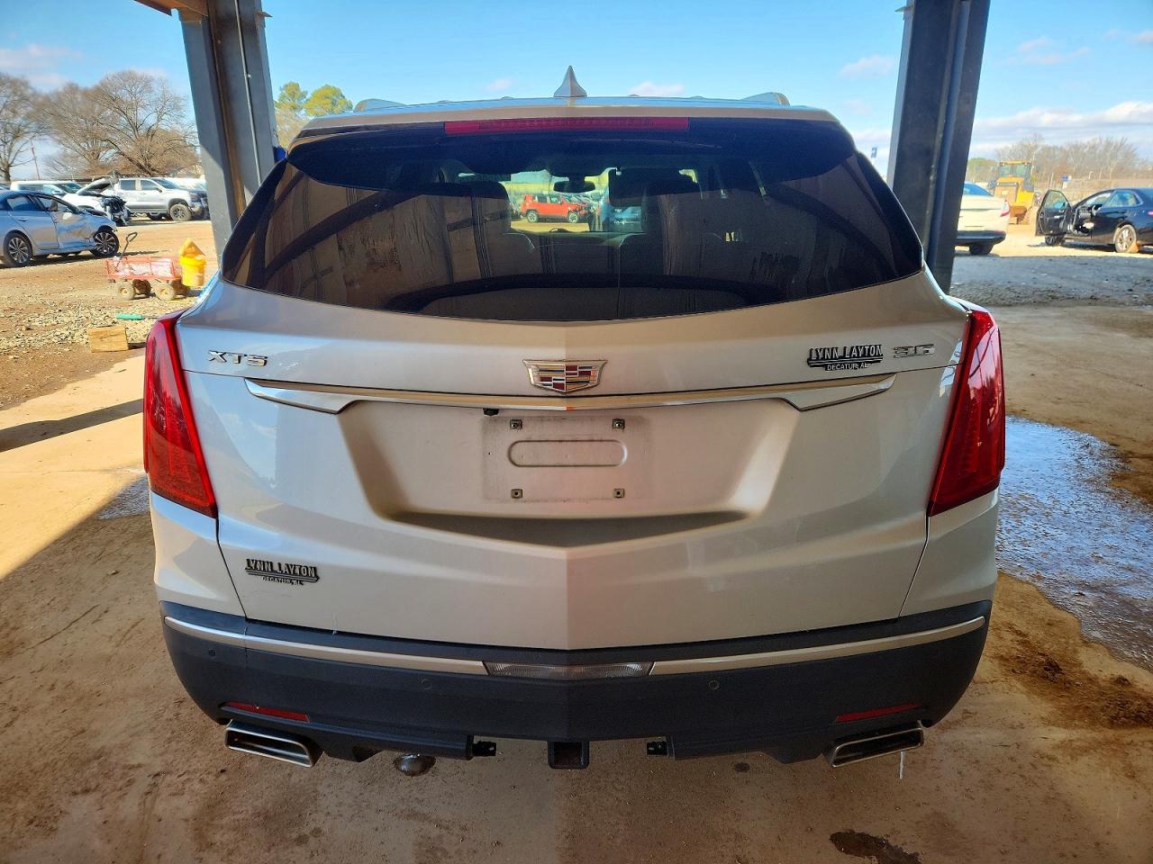 2017 CADILLAC XT5 LUXURY photo 6