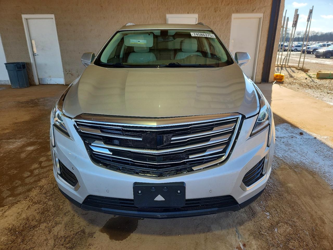2017 CADILLAC XT5 LUXURY photo 5
