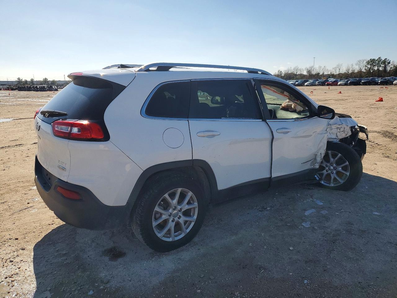 2017 JEEP CHEROKEE photo 7