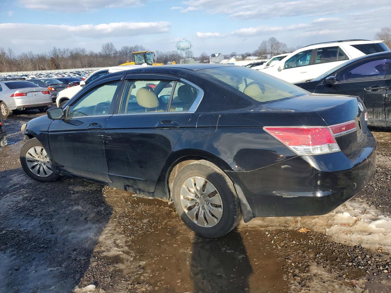 2011 HONDA ACCORD LX photo 2