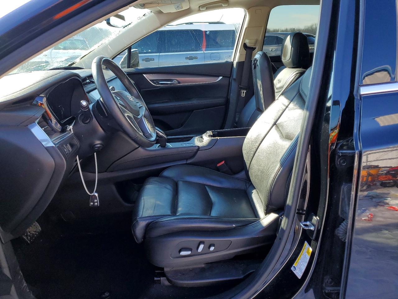 2017 CADILLAC XT5 LUXURY photo 13