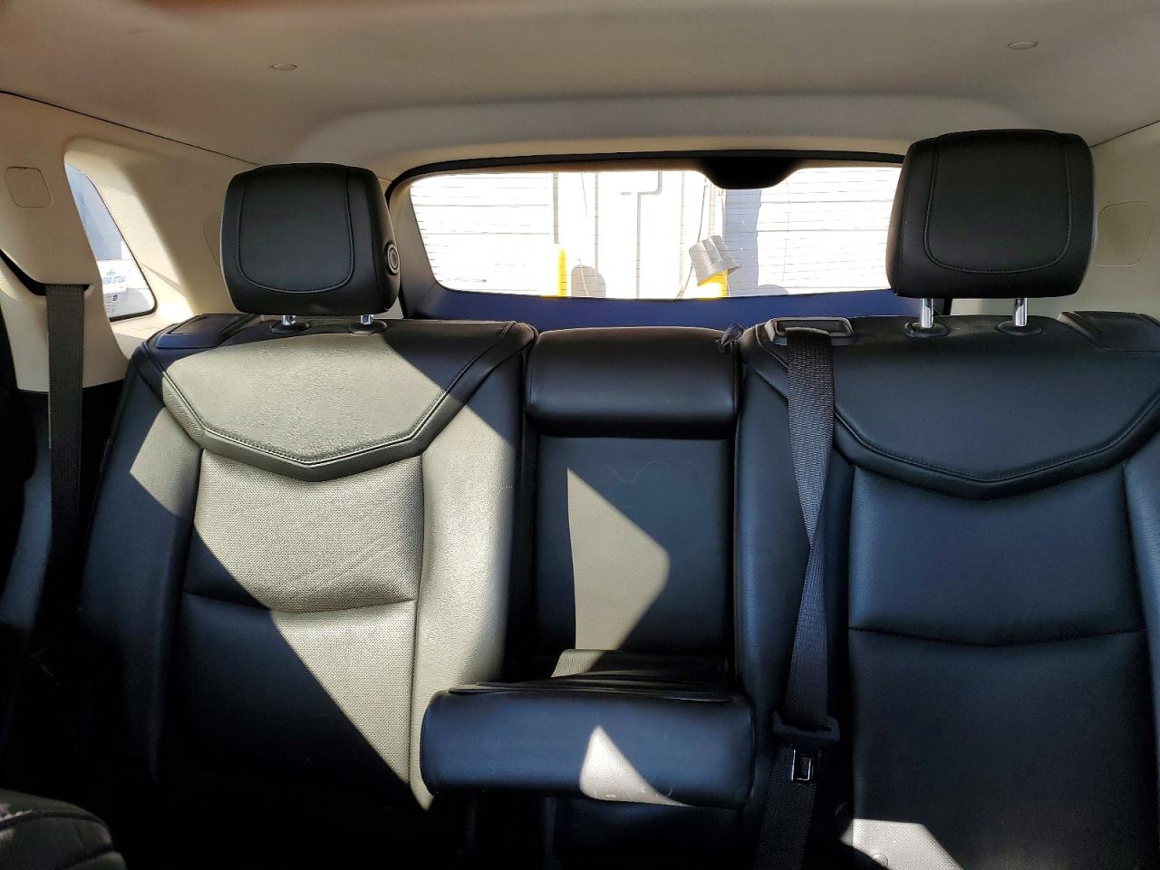 2017 CADILLAC XT5 LUXURY photo 19