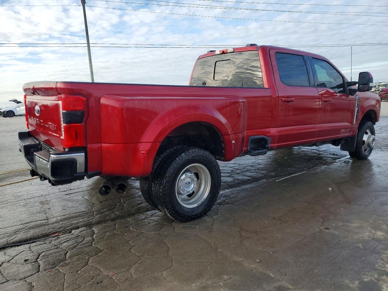 2023 FORD SUPER DUTY F-350 W/D photo 3