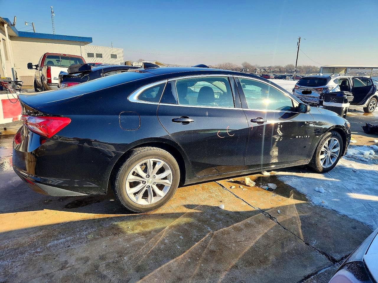 2020 CHEVROLET MALIBU LT photo 5