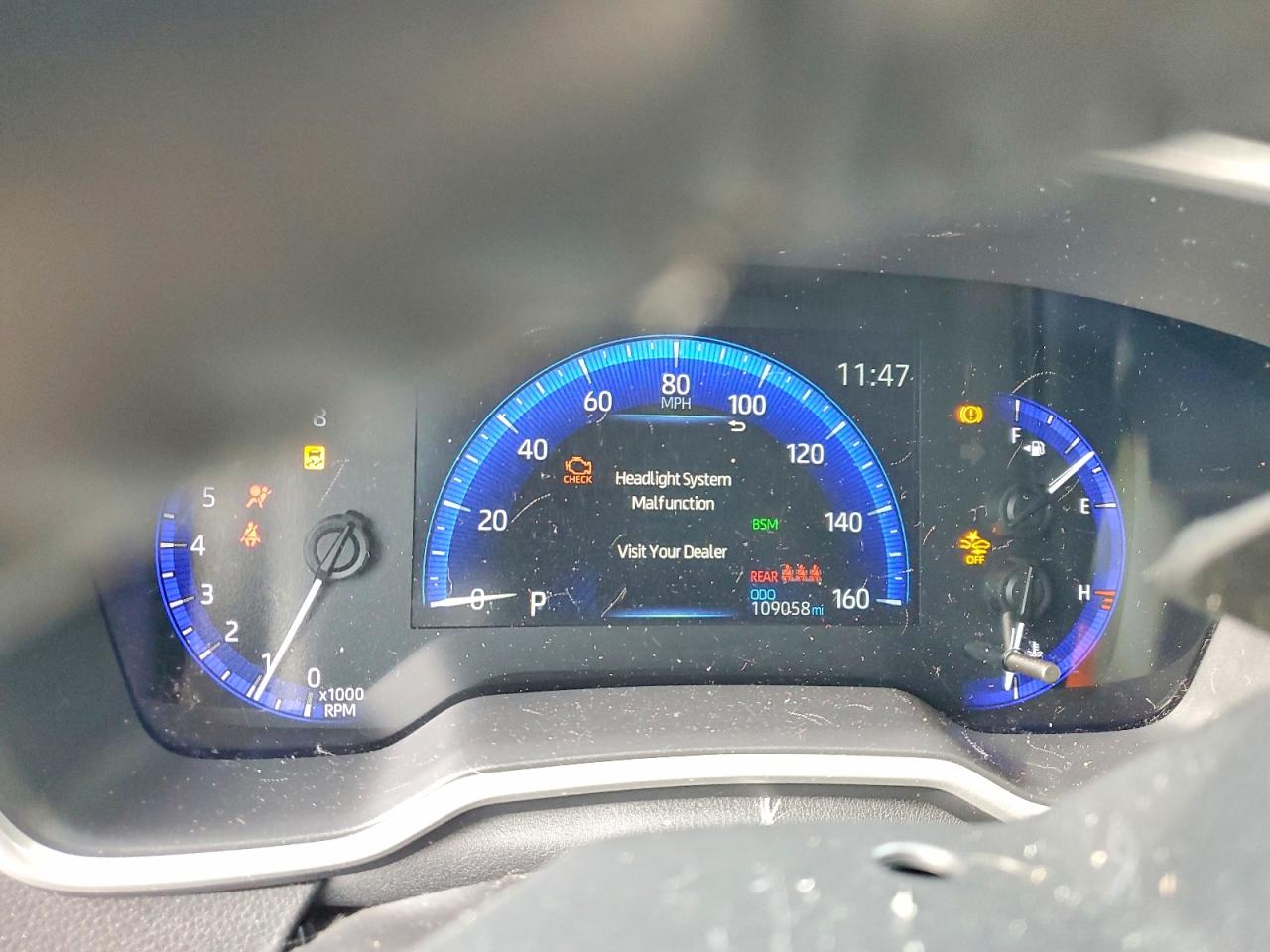 2021 TOYOTA COROLLA XSE photo 25