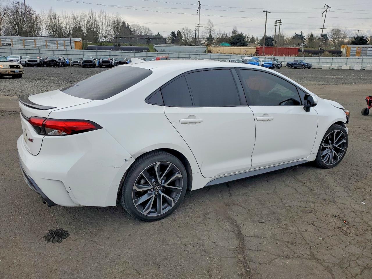 2021 TOYOTA COROLLA XSE photo 7
