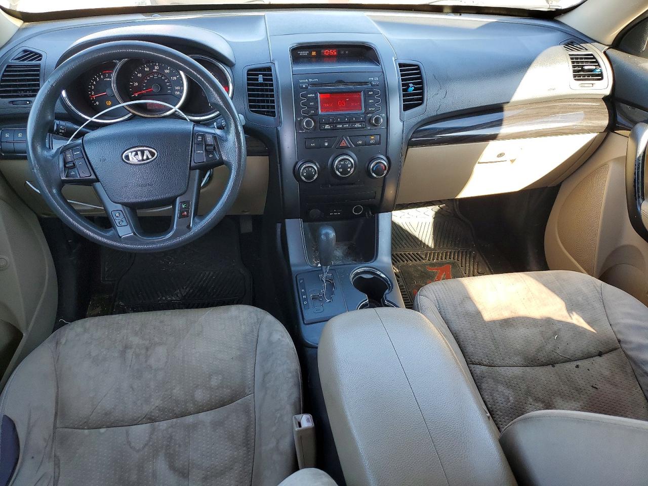 2011 KIA SORENTO BASE photo 15
