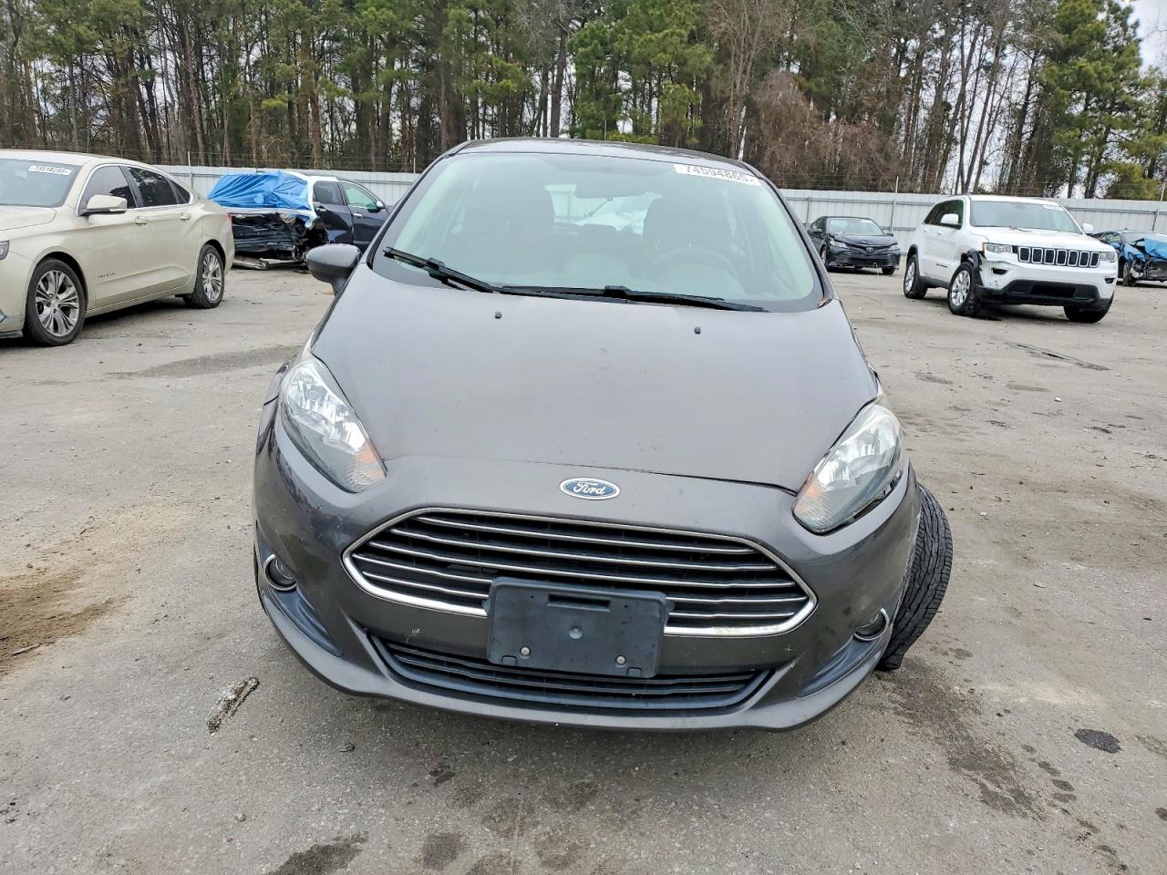 2019 FORD FIESTA SE photo 9