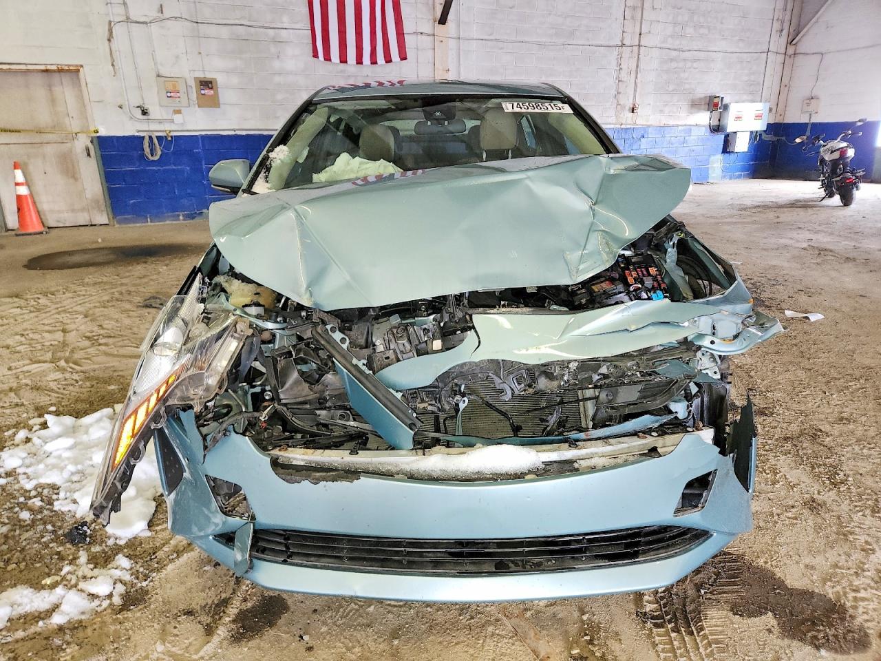 2018 TOYOTA PRIUS photo 5