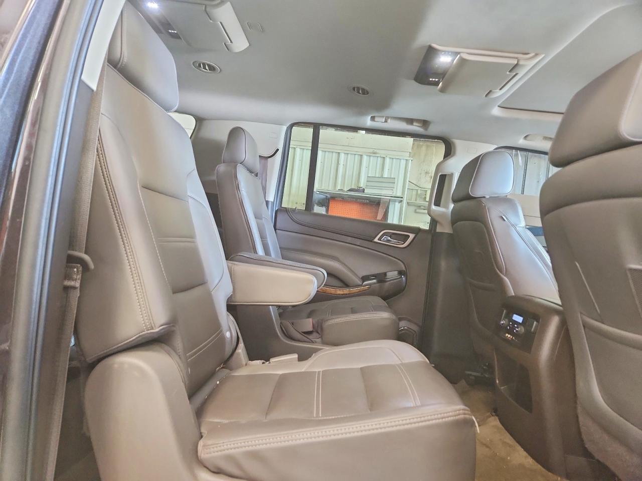 2015 GMC YUKON XL DENALI photo 21