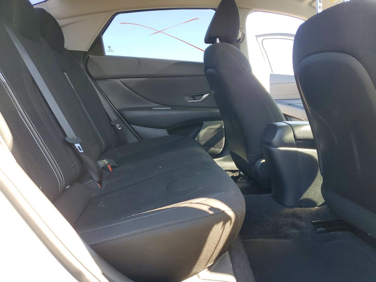 2023 HYUNDAI ELANTRA SEL photo 10