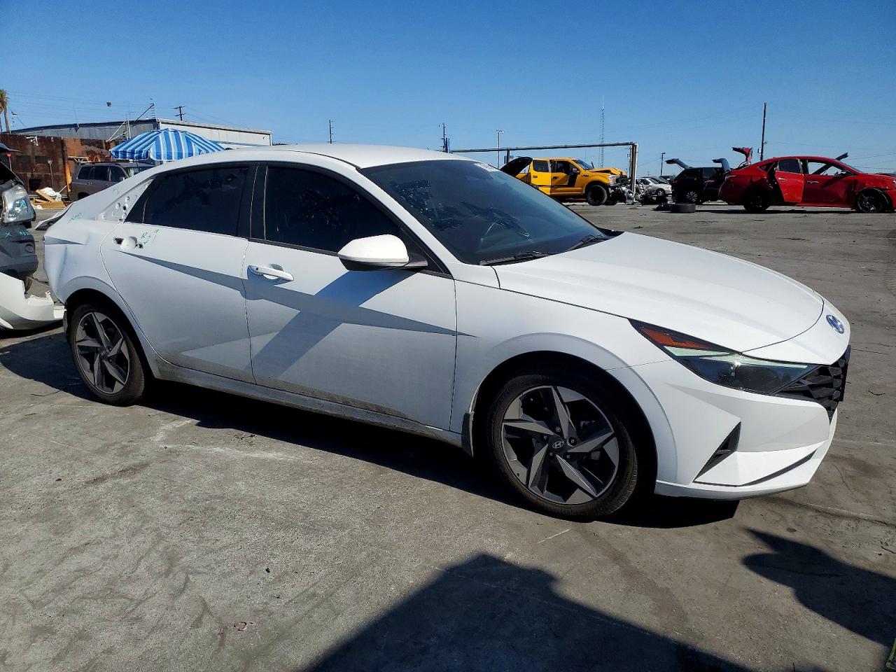 2023 HYUNDAI ELANTRA SEL photo 4