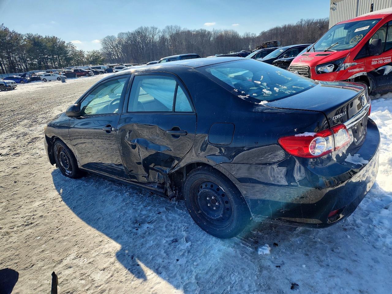 2012 TOYOTA COROLLA BASE photo 3
