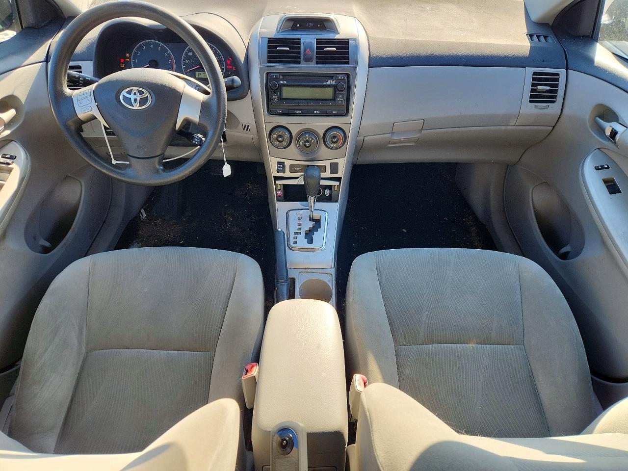 2012 TOYOTA COROLLA BASE photo 15