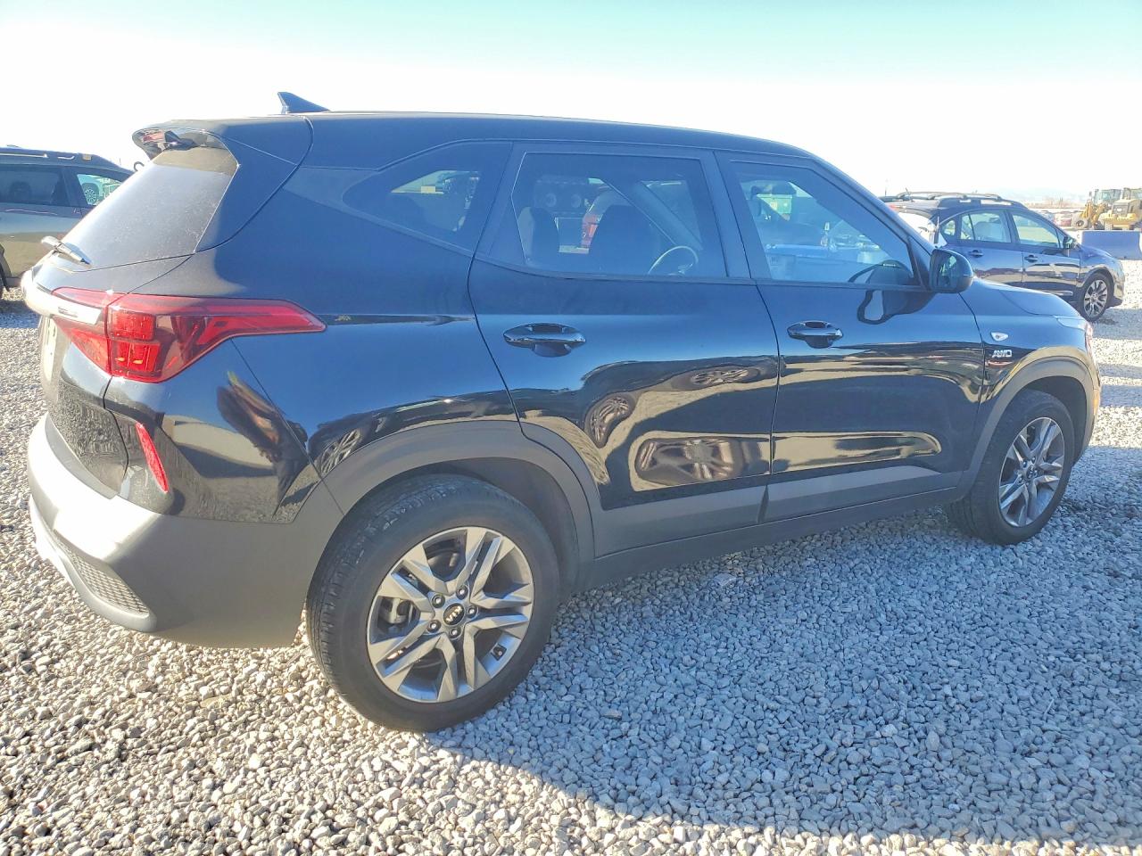 2021 KIA SELTOS LX photo 3
