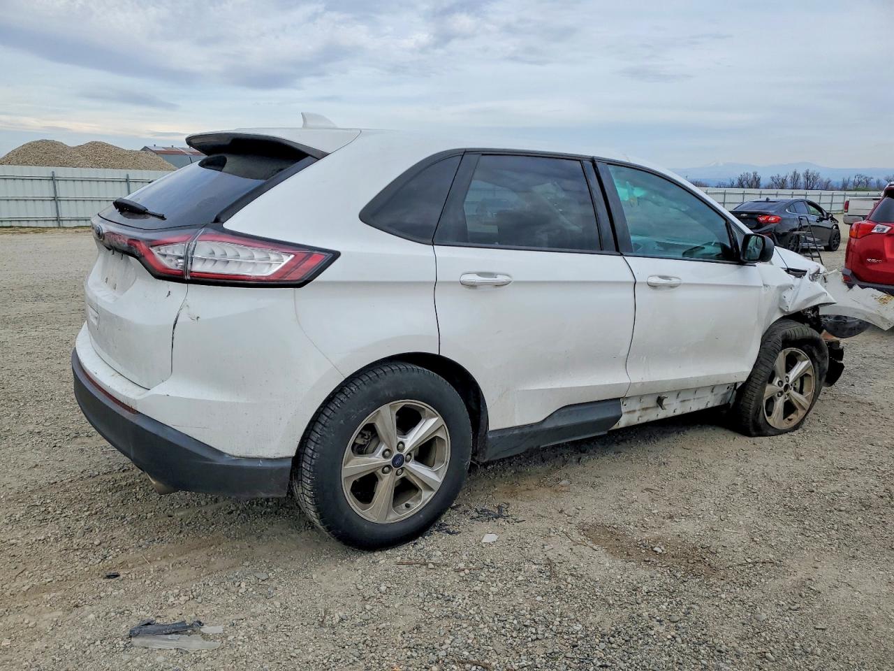 2015 FORD EDGE SE photo 3