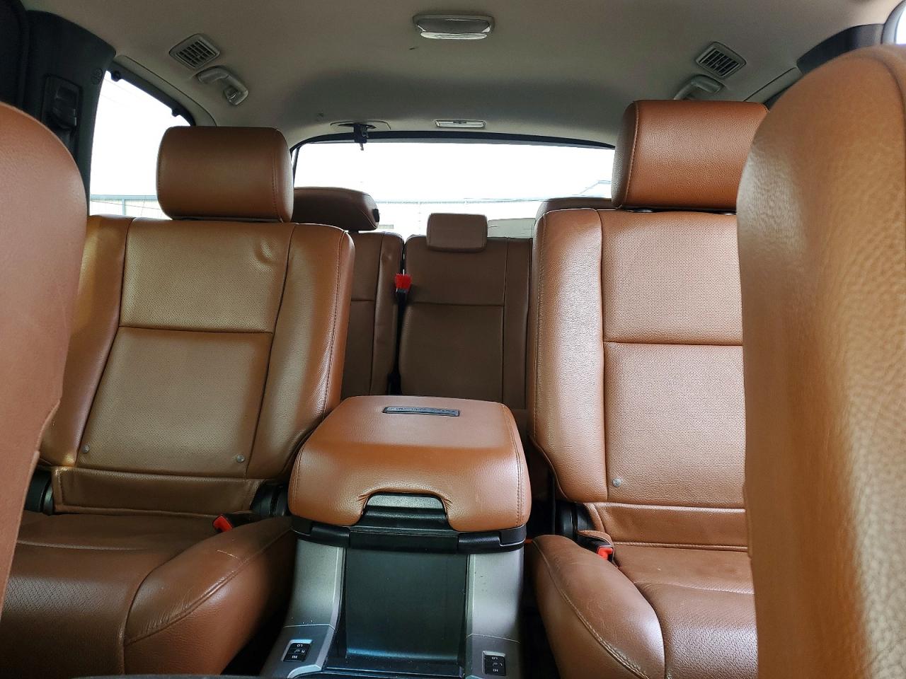 2012 TOYOTA SEQUOIA PLATINUM photo 10