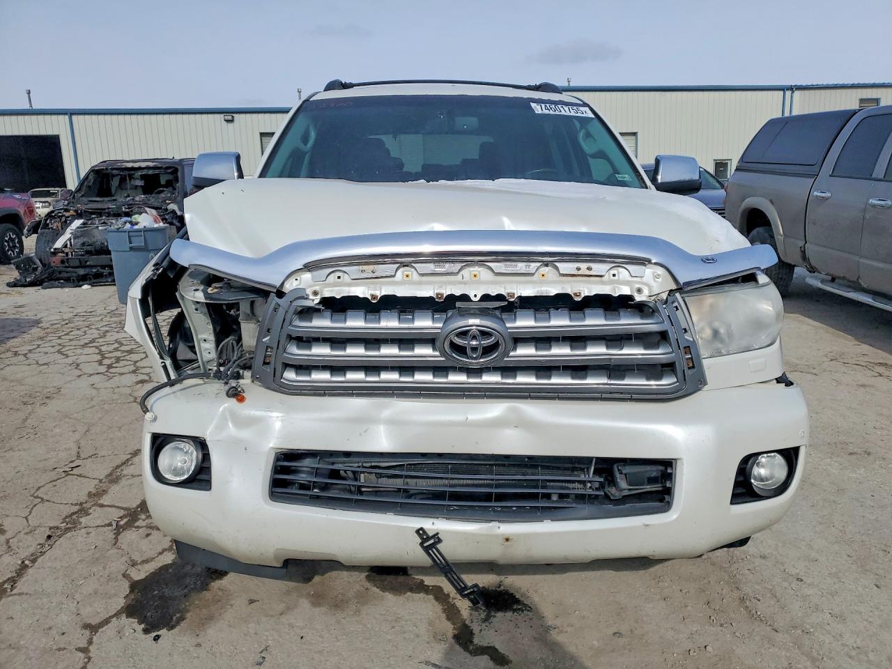 2012 TOYOTA SEQUOIA PLATINUM photo 5