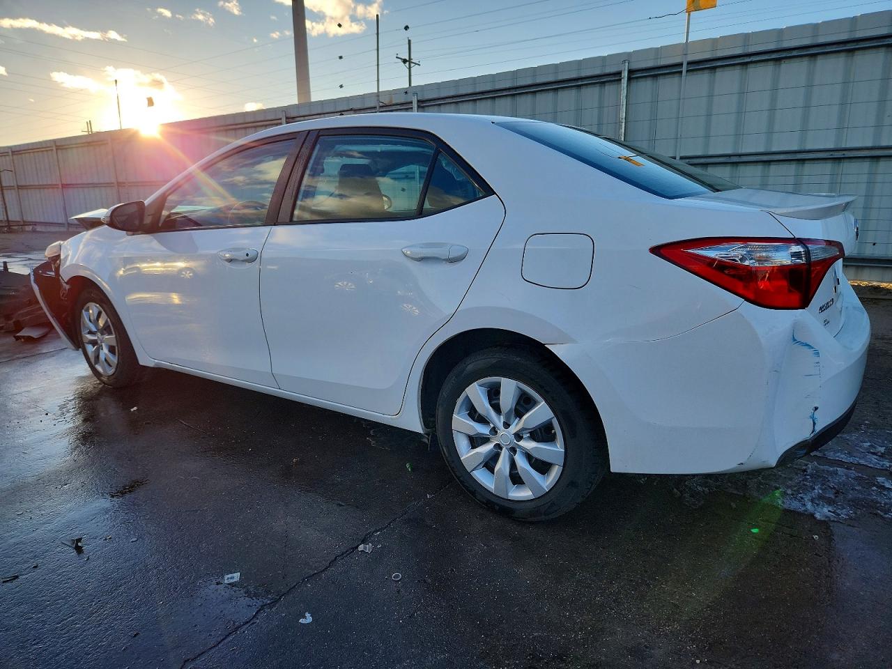 2015 TOYOTA COROLLA S photo 3