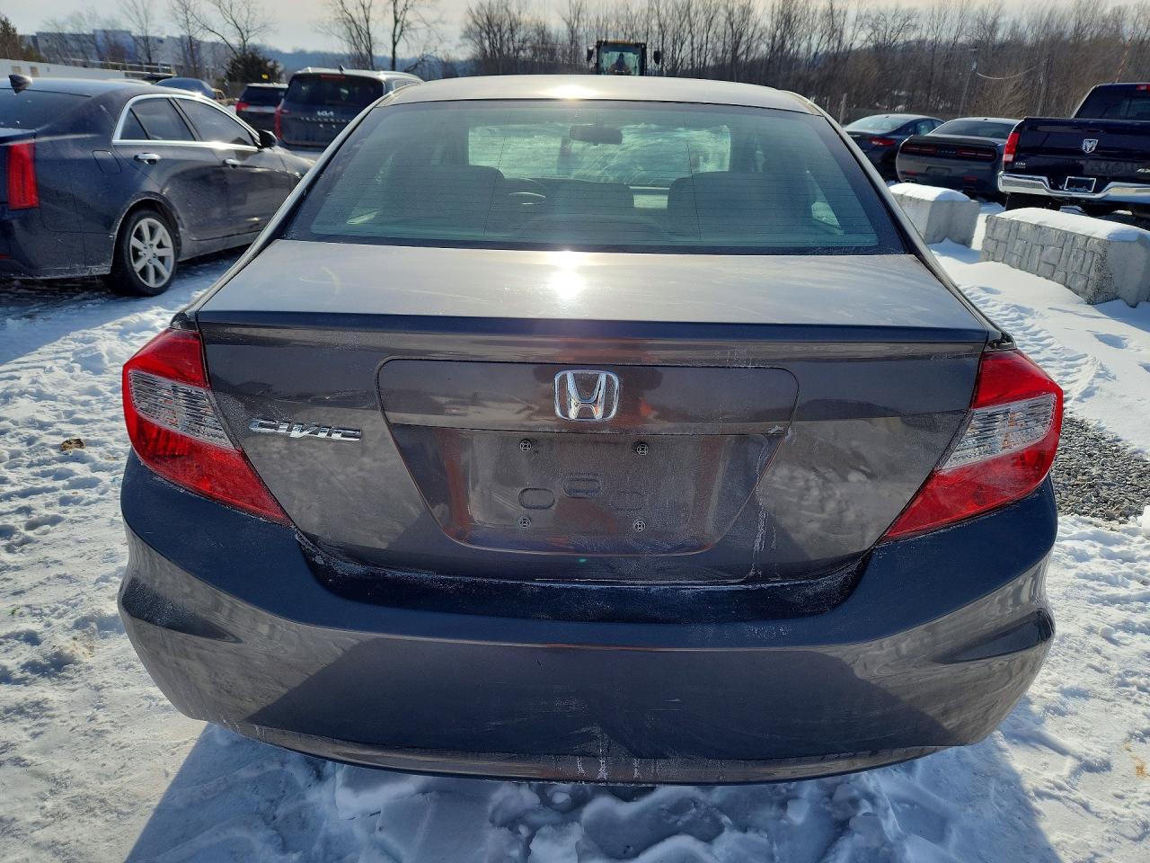2012 HONDA CIVIC LX photo 6