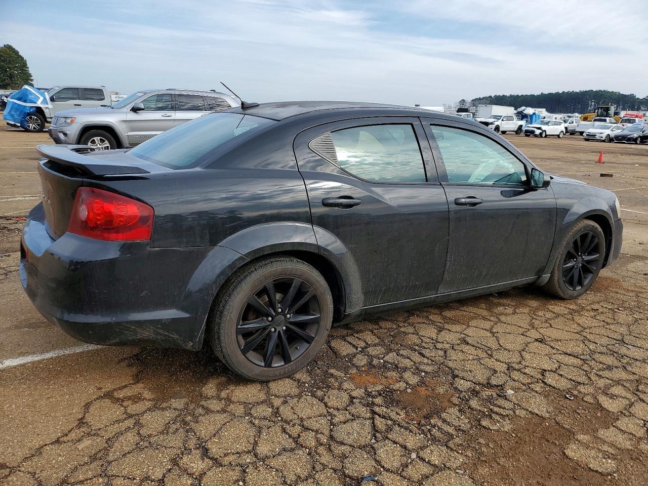 2014 DODGE AVENGER SE photo 3