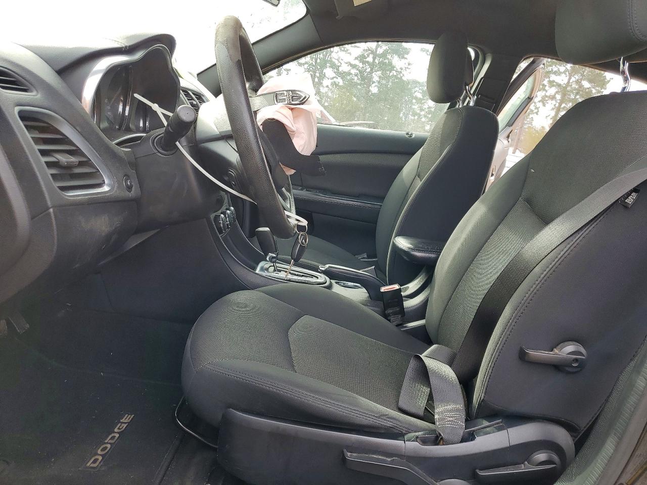 2014 DODGE AVENGER SE photo 7