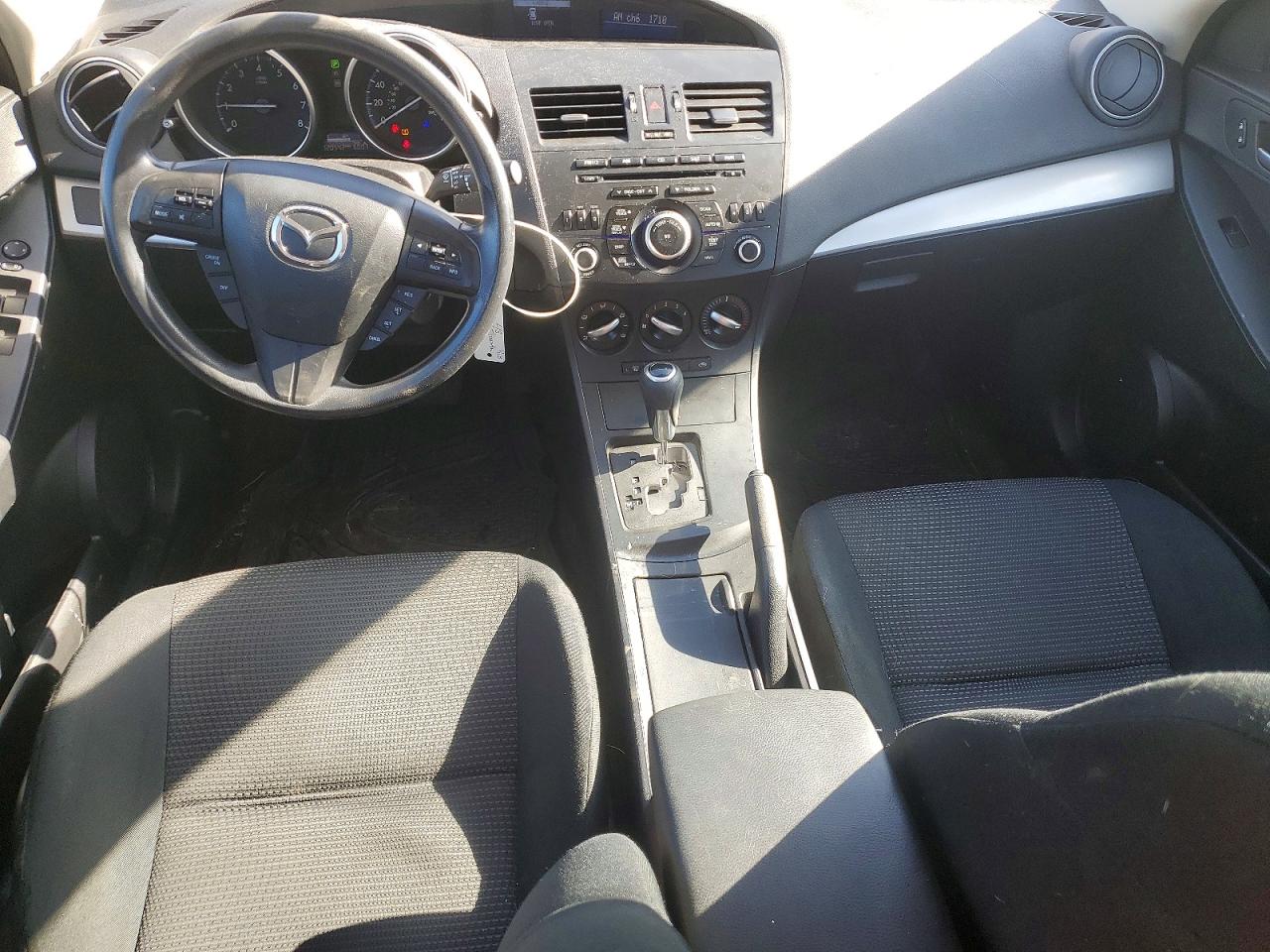 2013 MAZDA 3 I photo 8
