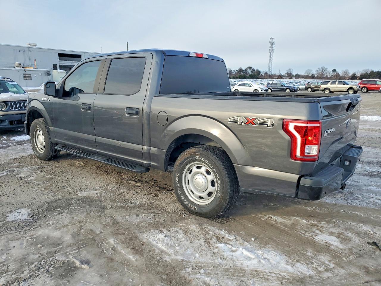2017 FORD F150 SUPERCREW photo 4