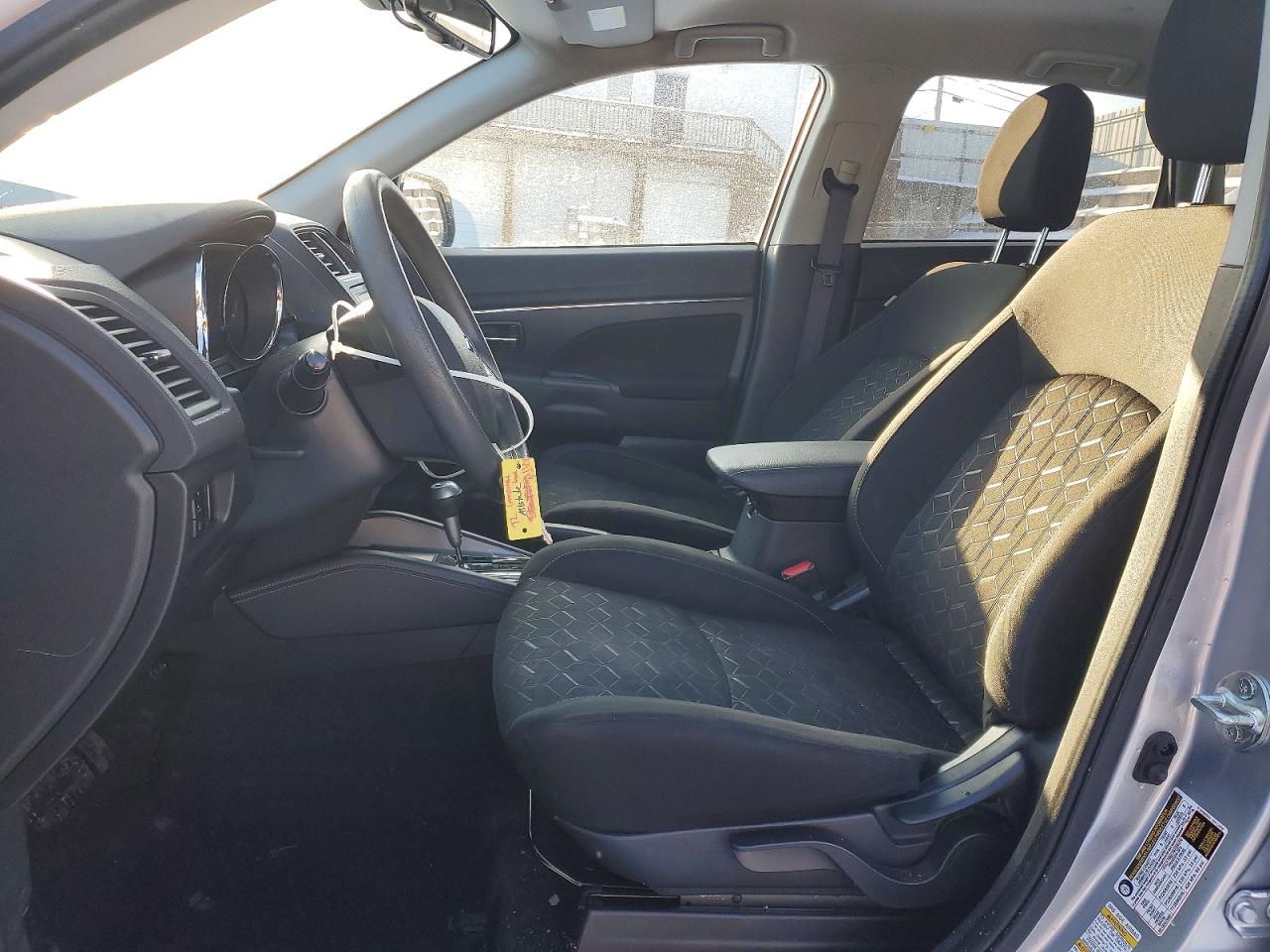 2023 MITSUBISHI OUTLANDER SPORT S/SE photo 7