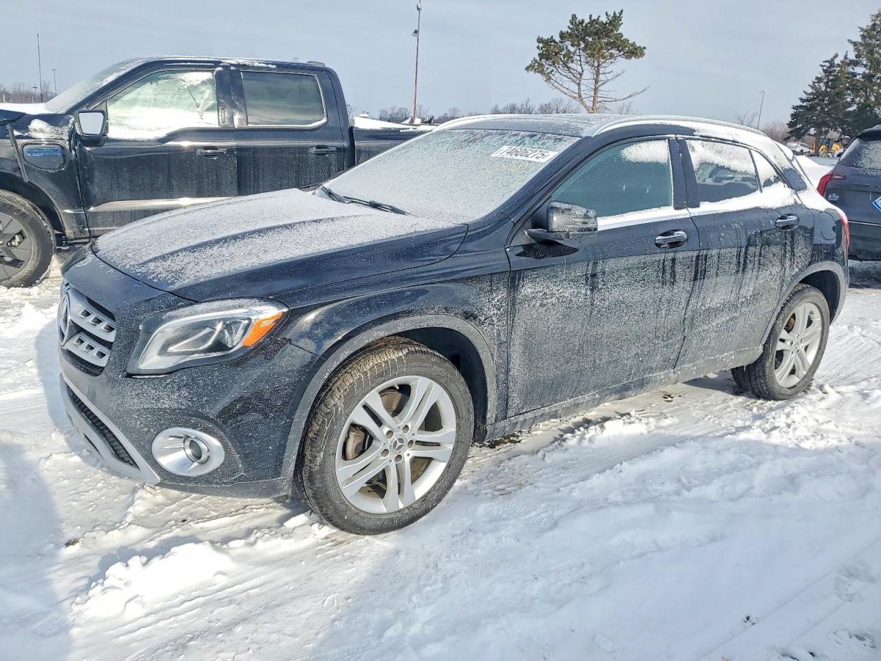 2019 MERCEDES-BENZ GLA