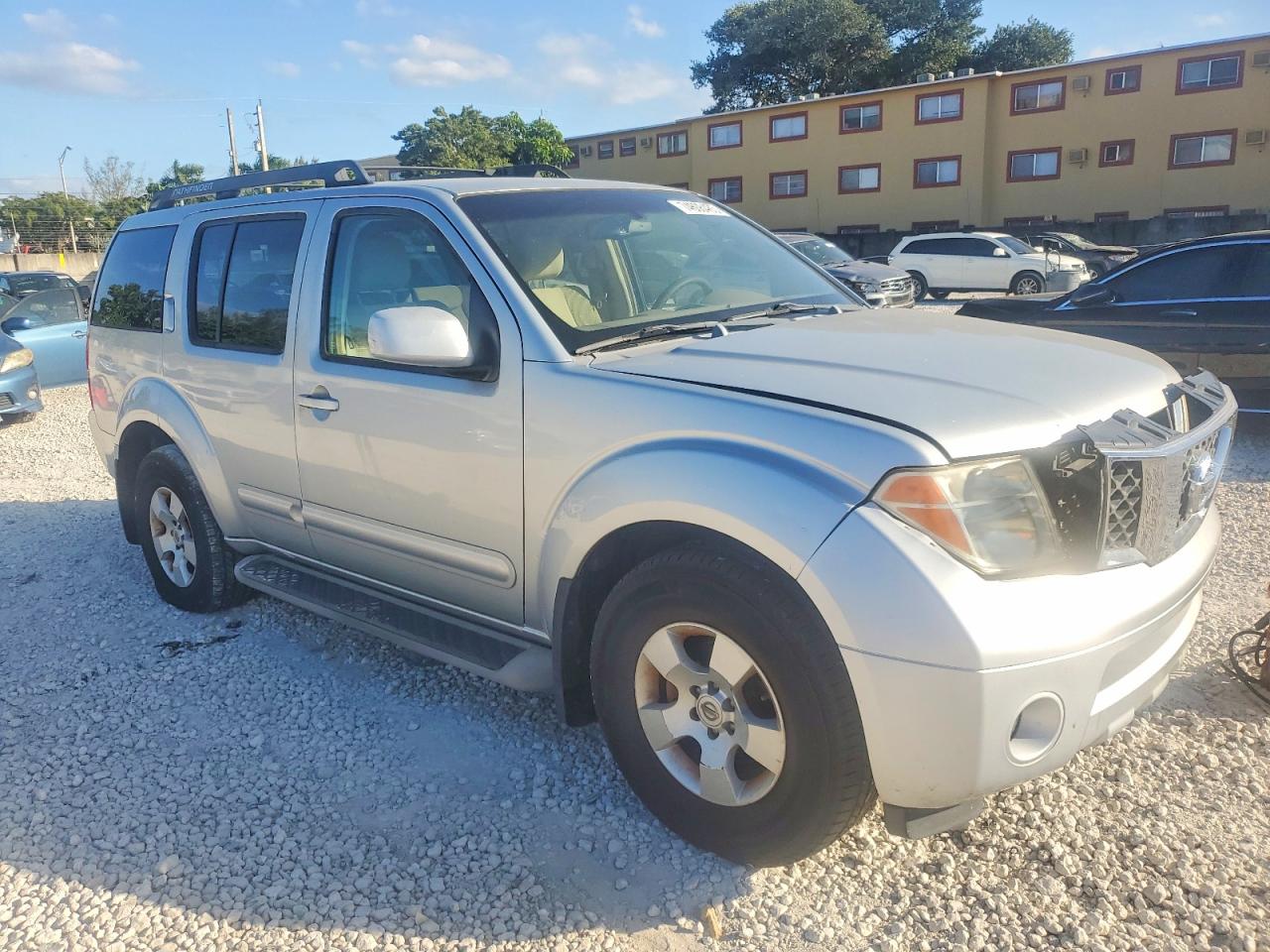 2007 NISSAN PATHFINDER S photo 7