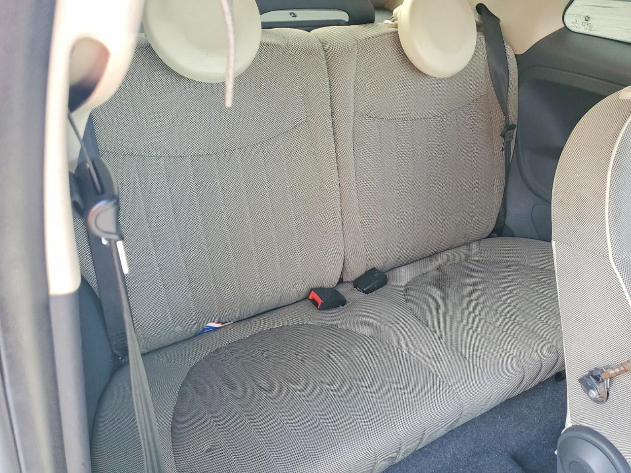 2013 FIAT 500 LOUNGE photo 10