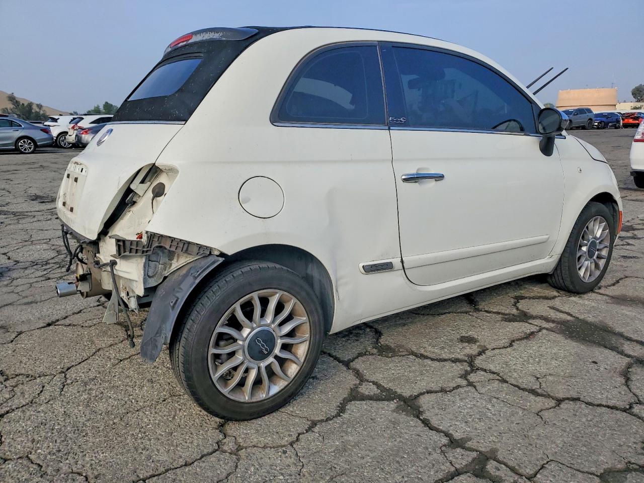 2013 FIAT 500 LOUNGE photo 3