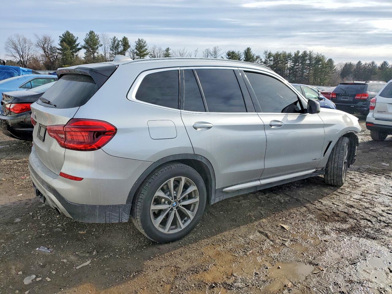 2018 BMW X3 XDRIVE30I photo 3